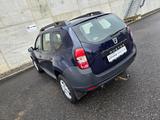 Dacia Duster I Celebration 4x4 1.6 16V Benzin Allrad - Dacia Duster mit Benzin-Antrieb: Allradantrieb, 1.6