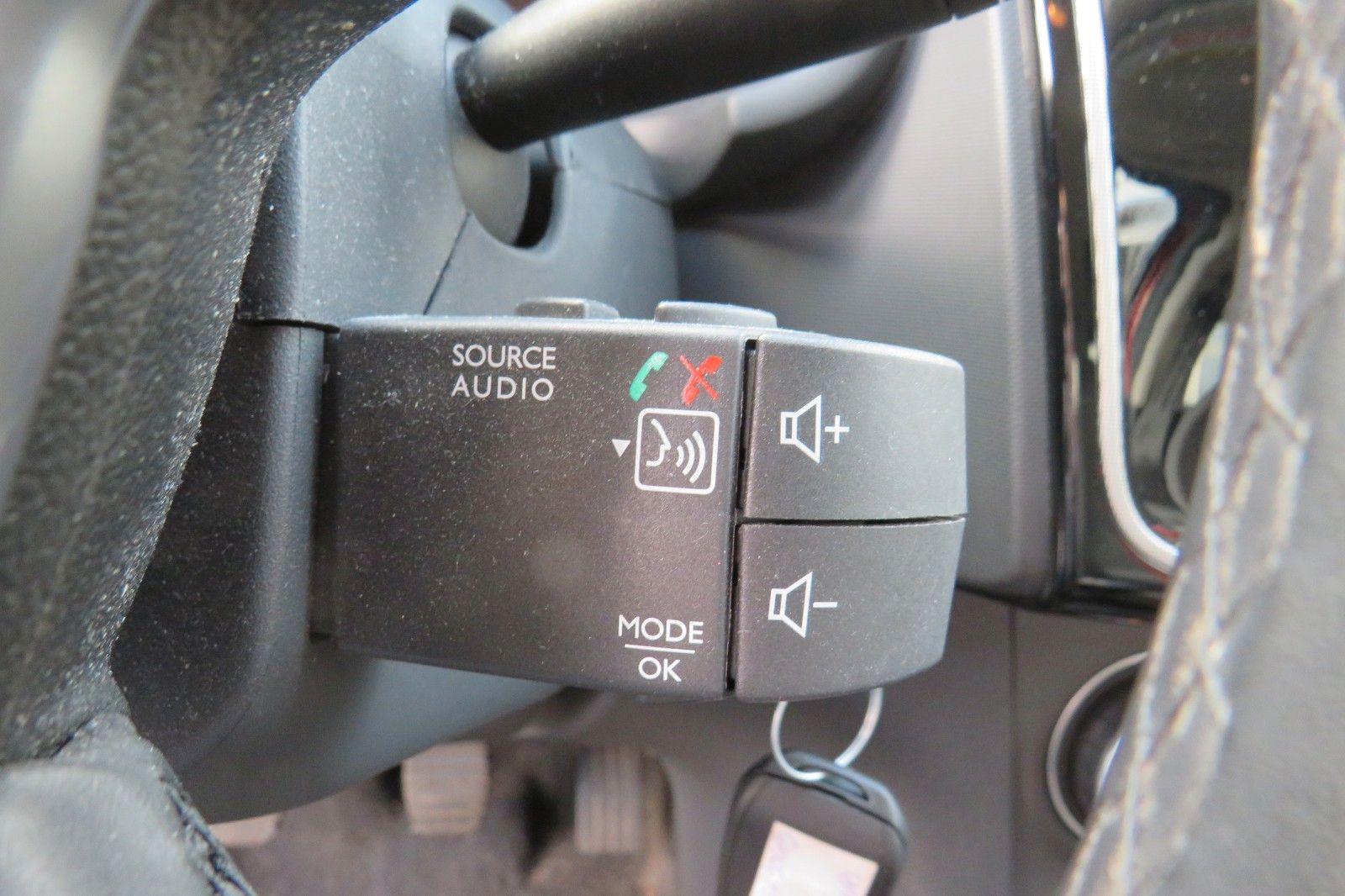 Fahrzeugabbildung Dacia Sandero Stepway NAVI SITZH. GRA PDC +KAMERA 1.HD