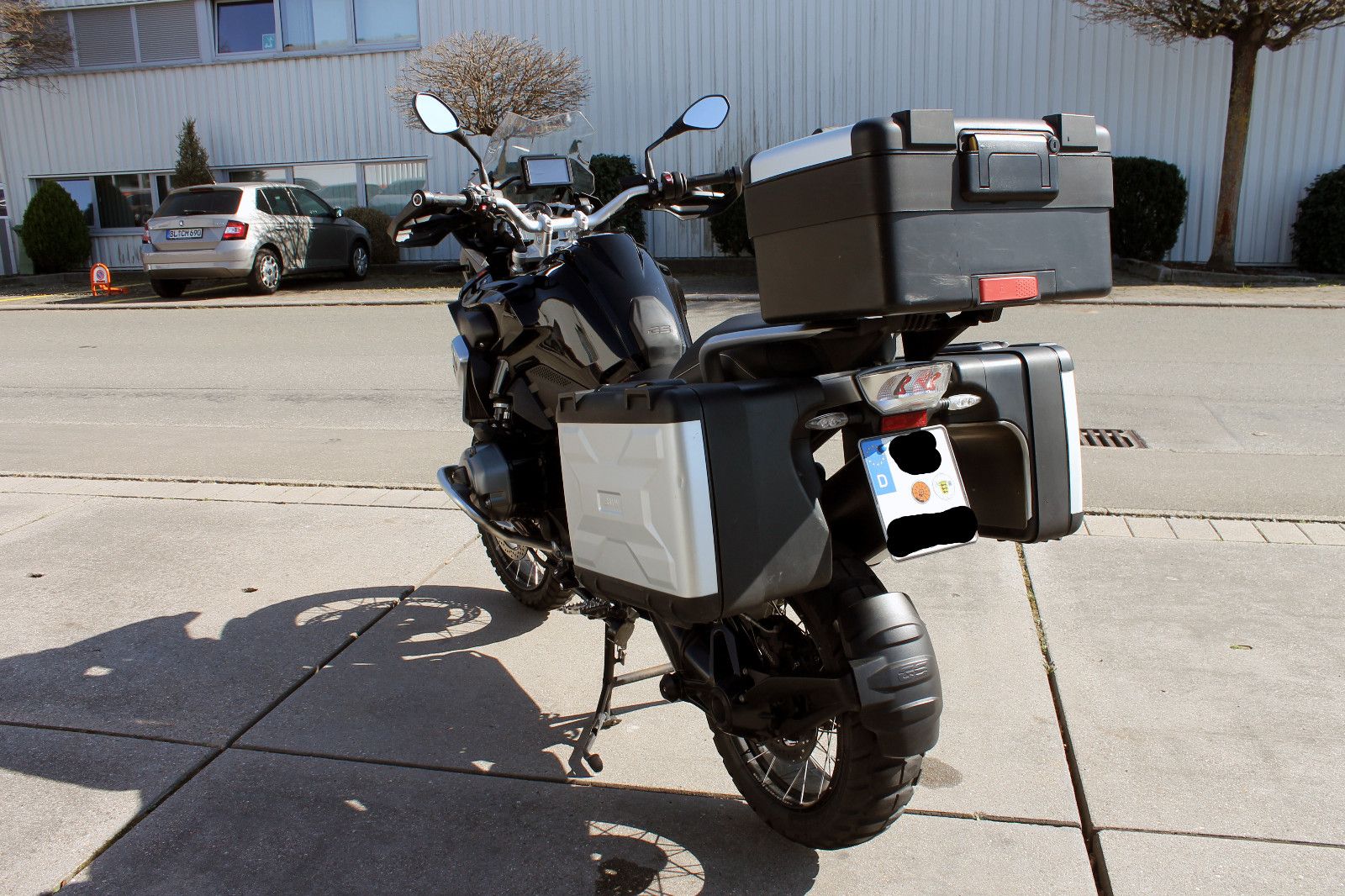 Fahrzeugabbildung BMW R 1200 GS LC LED Navi Schaltautom. Kurven-ABS