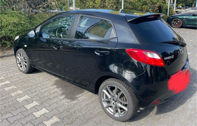 Mazda 2 40 Jahre Edition (2012)