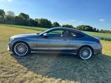 Mercedes-Benz C 300 AMG Line - Mercedes-Benz C 300: Coupe