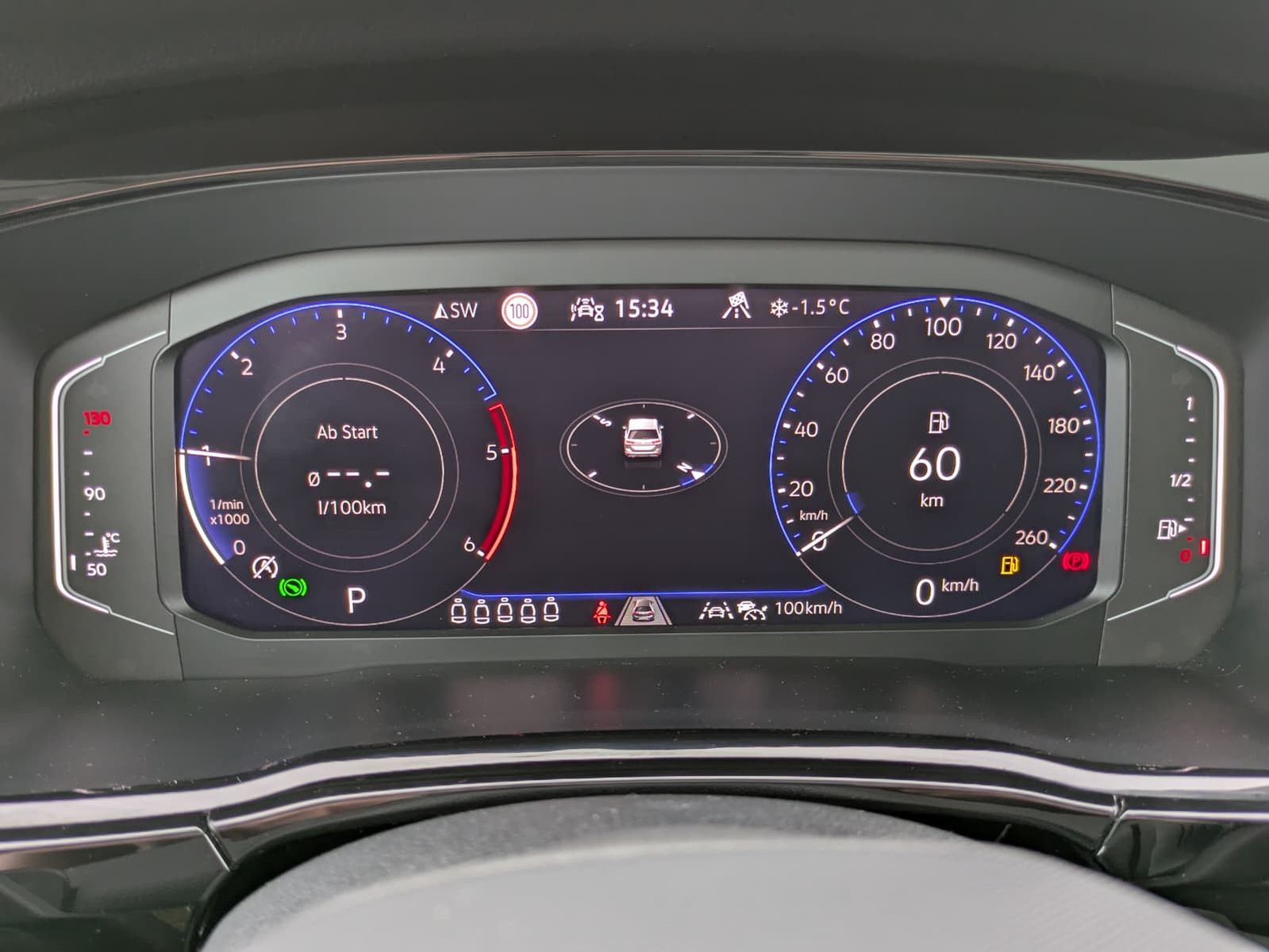 Fahrzeugabbildung Volkswagen Touran 2.0 DSG R-Line High BLACK Pano 7Si IQ AHK