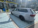 Volkswagen Passat Variant 2.0 TDI SCR 176kW DSG 4MOT R-Line - Volkswagen Passat Variant in Aachen