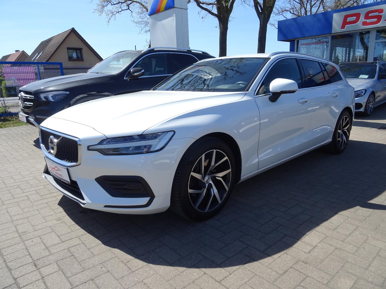 Volvo V60 Kombi Momentum Pro