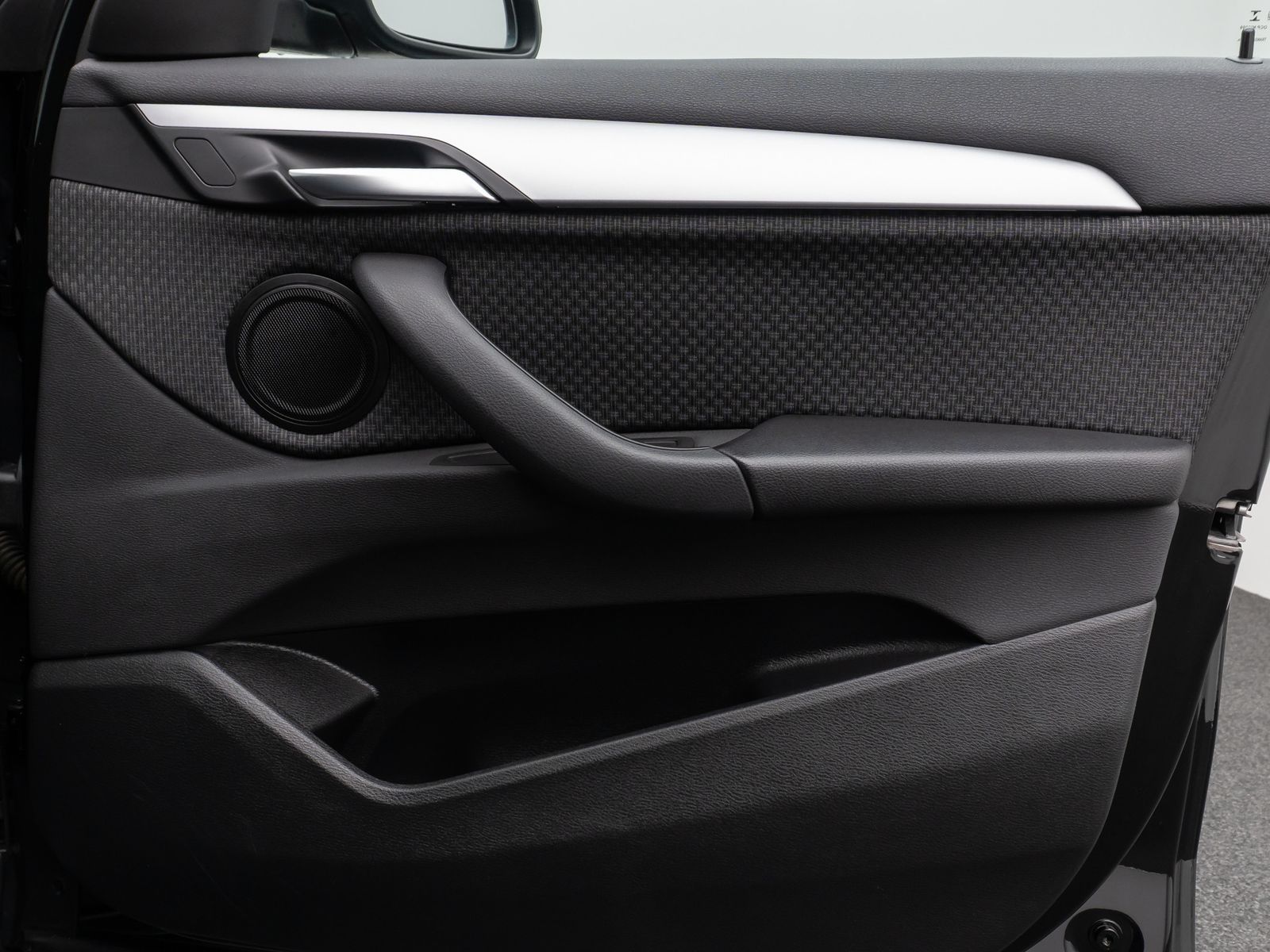 Fahrzeugabbildung BMW X1 xD25e Parkassist DAB LED Geschwindigkeitsreg