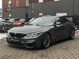 BMW M4 Coupe *DKG*KAMERA*MEMORY*KEYLESS* - graue BMW M4