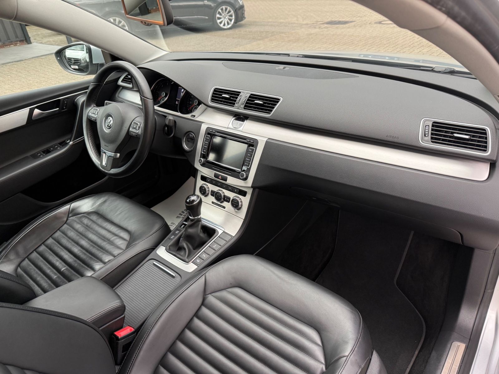 Passat Variant Highline Blue TDI*LEDER*NAVI*1.HA