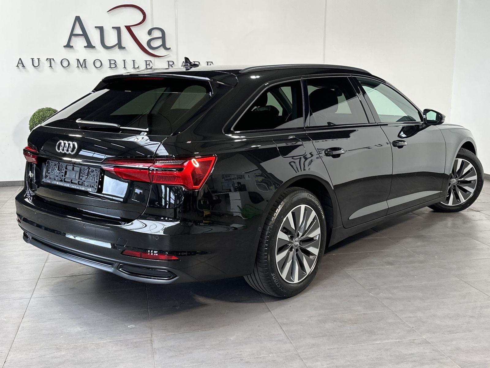 Fahrzeugabbildung Audi A6 Avant 35 TDI Sport NAV+LED+ACC+360°+VCOCK+SHZ
