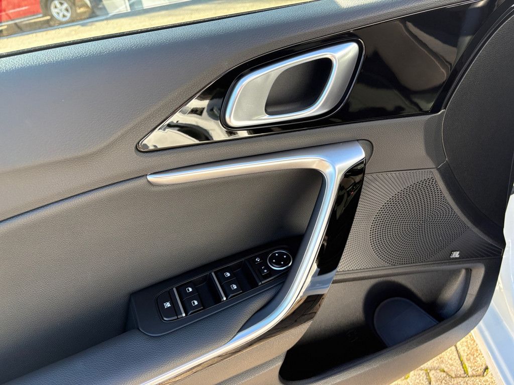 Fahrzeugabbildung Kia Ceed 1.5 T-GDI Spirit DCT Tech