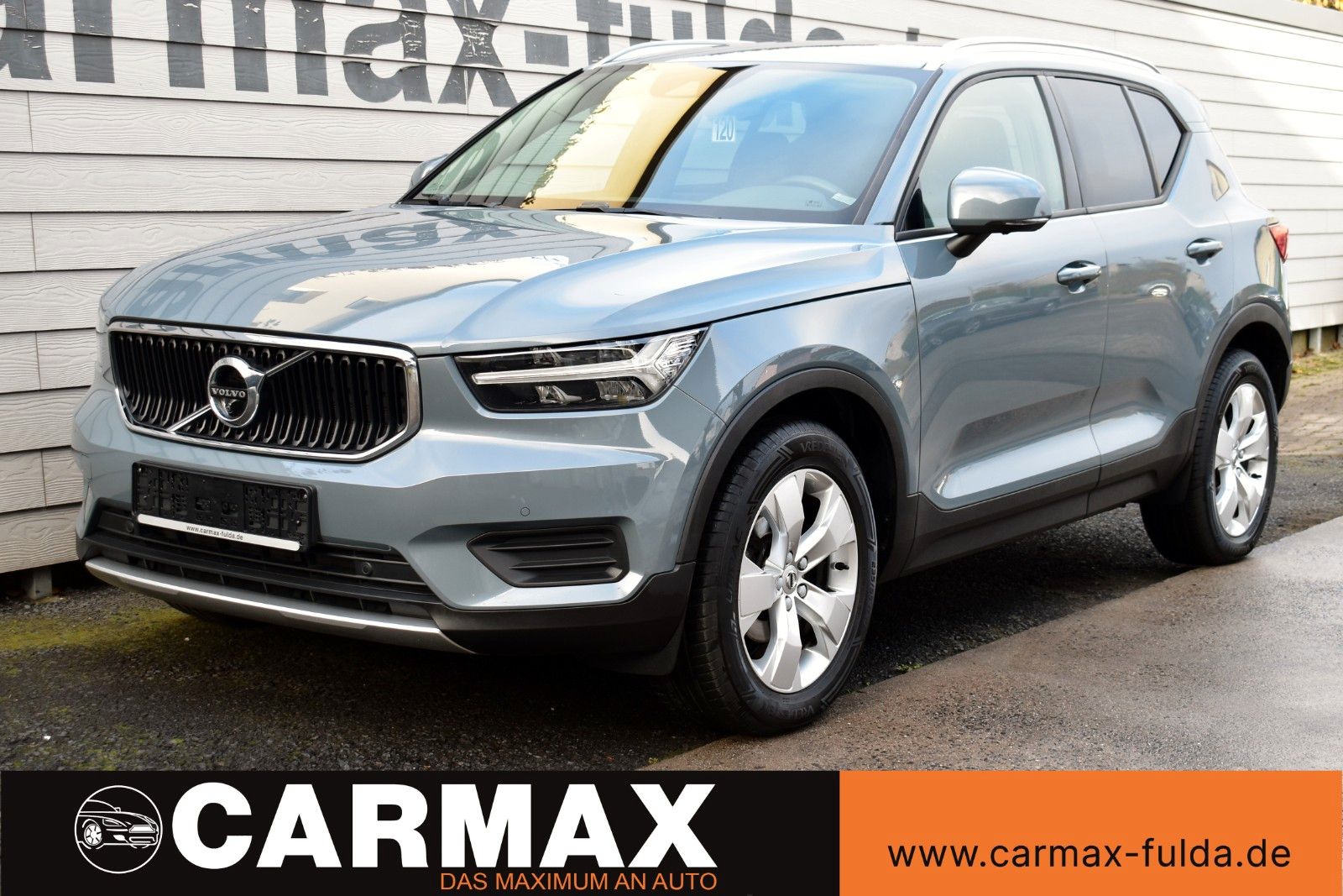 Fahrzeugabbildung Volvo XC 40 T3 Momentum Pro,TLeder,Navi,LED,360°Kamera