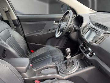 KIA Sportage - 12