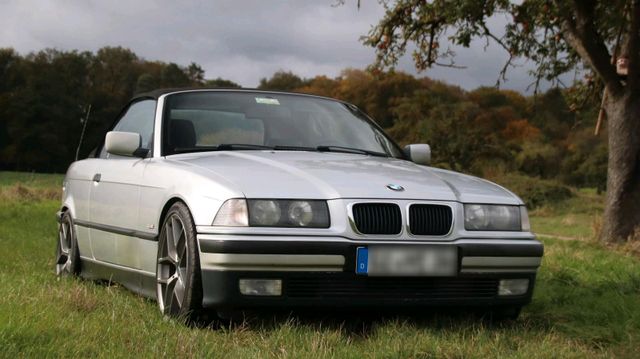 BMW E36 320 CABRIO