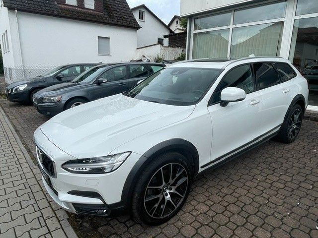 Volvo V90 Cross Country Pro AWD foto 2