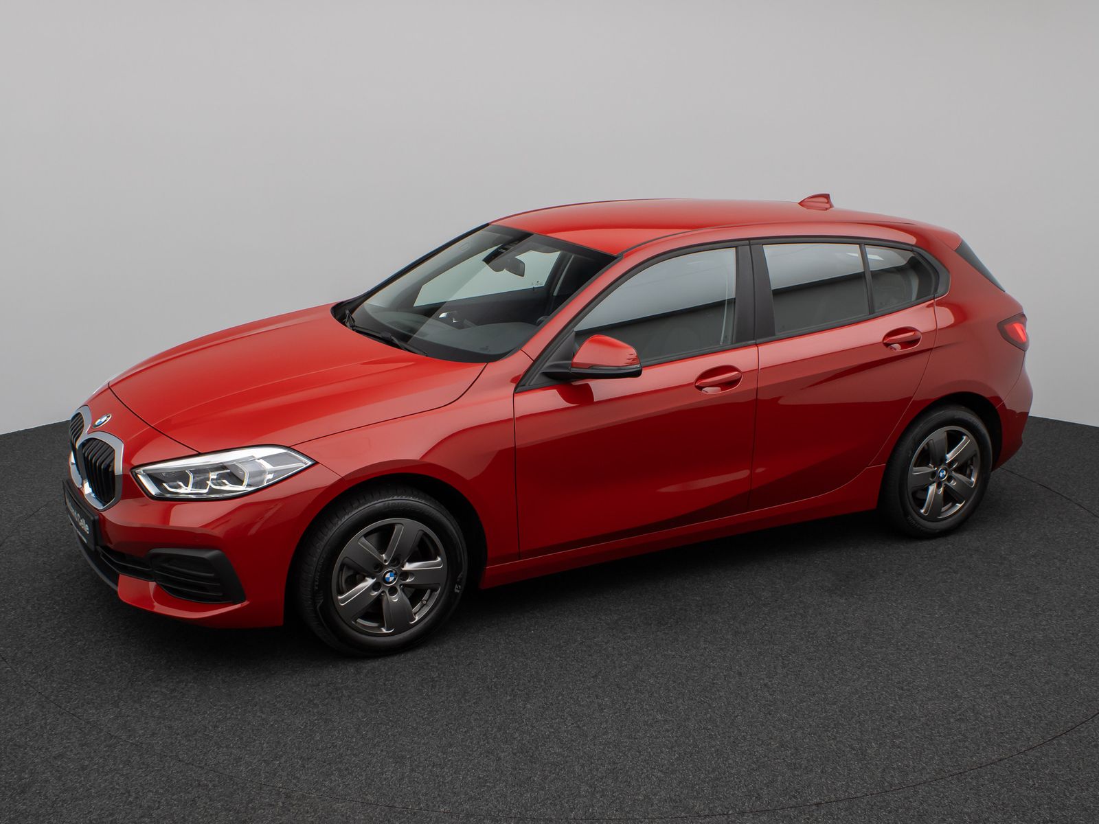 Fahrzeugabbildung BMW 118i GeschwindigReg Kamera DAB FernlichtAss LED