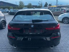 Fahrzeugabbildung BMW 118 1 Limousine 118 d Advantage LED PDC
