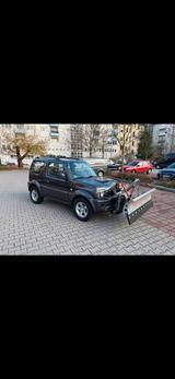 Suzuki Jimny mit Schneepflug - Suzuki Jimny Gebrauchtwagen in München
