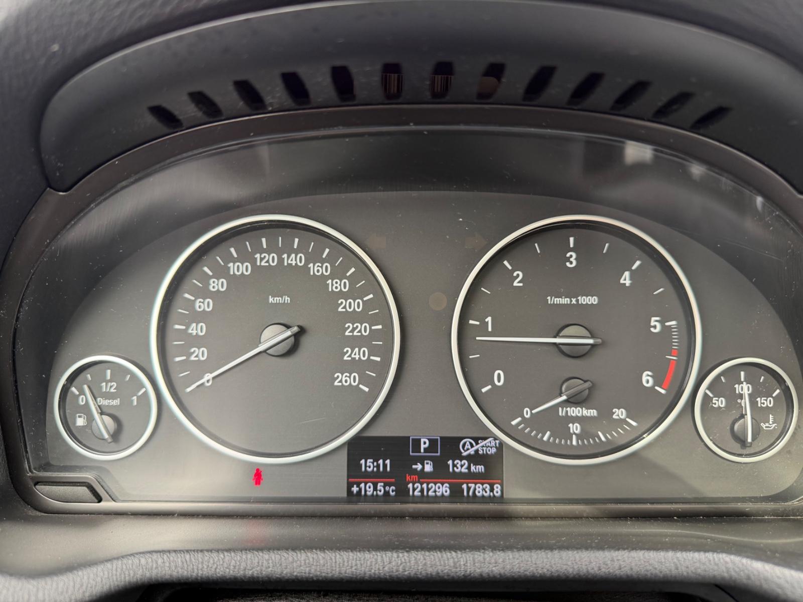 BMW X3 xDrive 20 d Auto.LED BI-Xenon Navi 1.Hand Pan