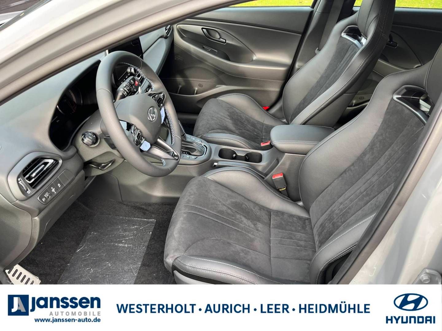 Fahrzeugabbildung Hyundai i30N Performance (inkl.Navigationspaket),N-Sport