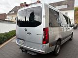Mercedes-Benz Sprinter 319 V6  9SItzer - Mercedes-Benz Sprinter mit Diesel-Antrieb: Kombi, Automatik
