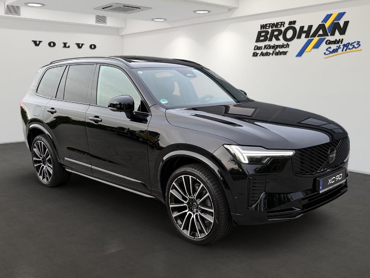 Fahrzeugabbildung Volvo XC90 B5 AWD Benzin Plus Black Edition