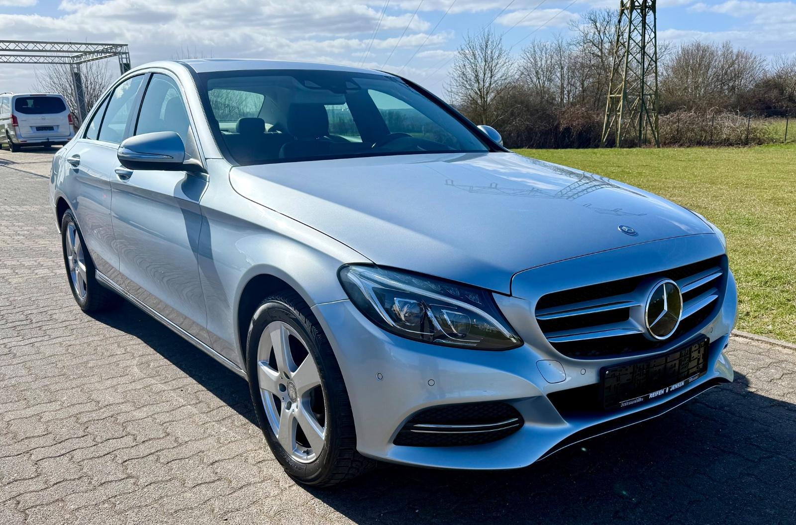Mercedes-Benz C 200 CGI/Limo/Distro./HeadUP/LED/S.-Dach/Standh
