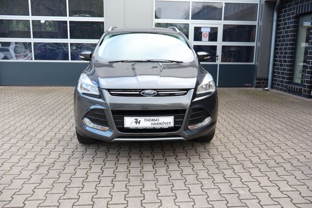 Ford Kuga Titanium Zahnriemen/Bremsen/Service neu