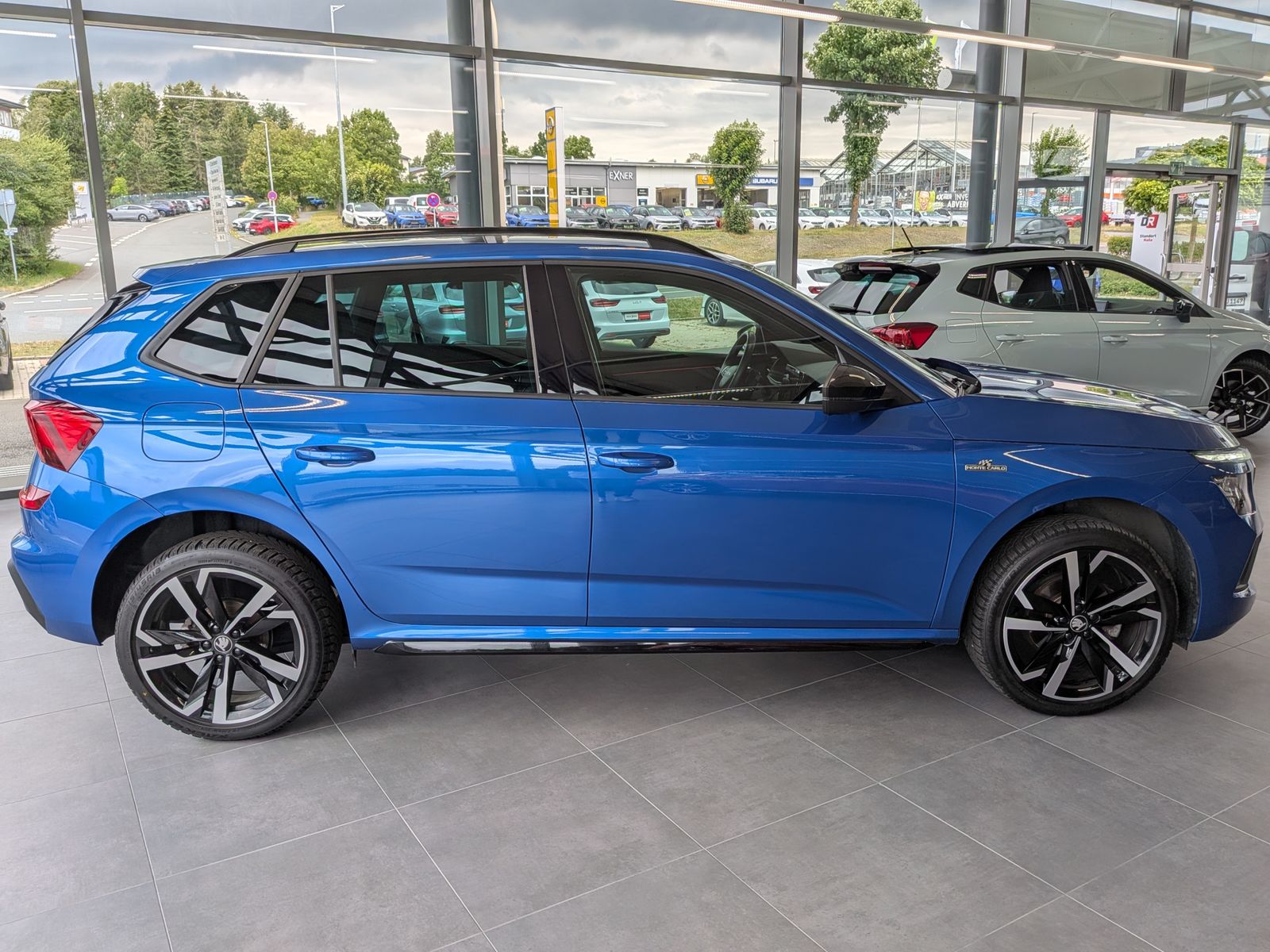Fahrzeugabbildung SKODA Kamiq 1.5 TSI DSG Monte Carlo Pano Matrix 5J.GAR