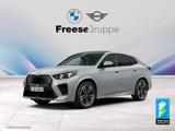 BMW iX2 xDrive30 AHK 360° STANDHZ HEAD-UP PANO RFK - BMW iX2 mit Panoramadach