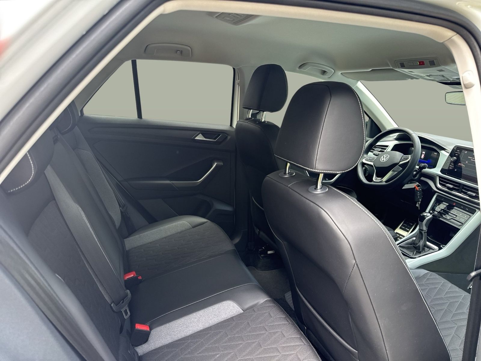 Volkswagen T-Roc - Bild 16