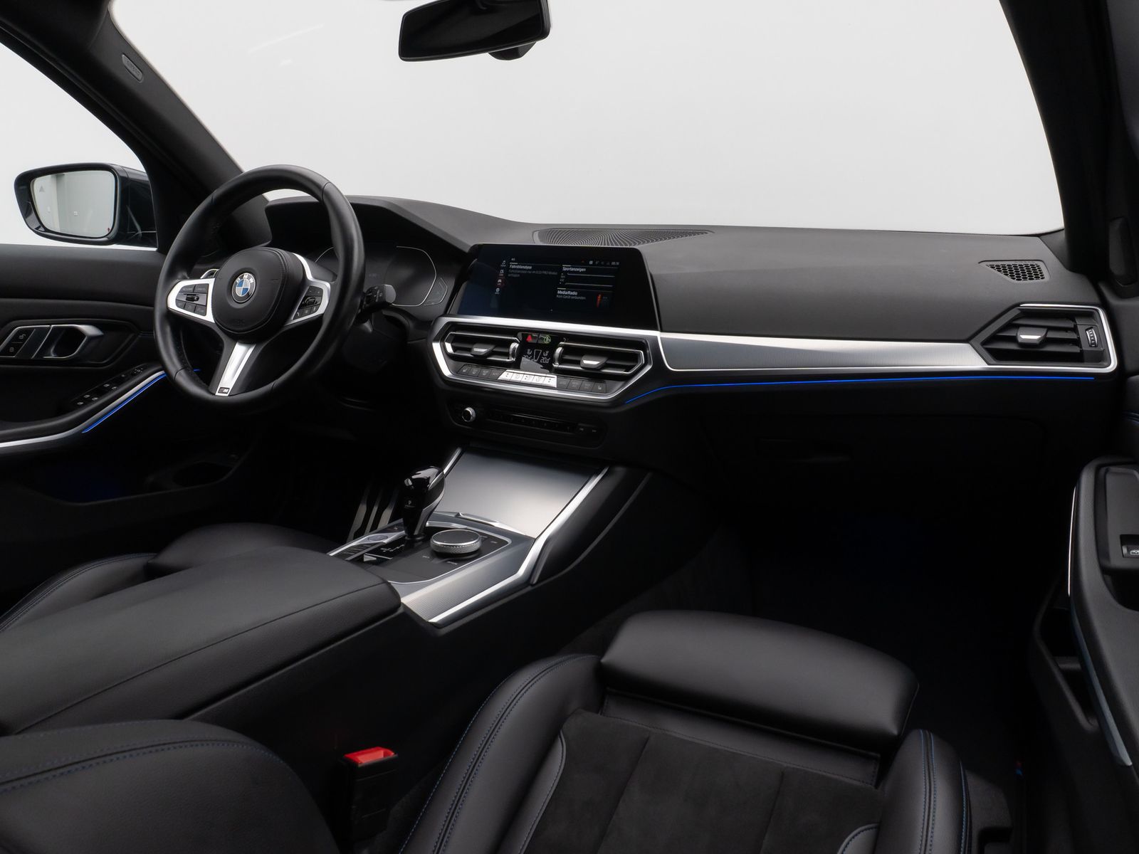 Fahrzeugabbildung BMW 320d M Sport HiFi Kamera DAB DriveAs Geschwindig