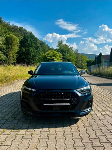AUDI Audi A1 Citycarver 35TFSI S tronic