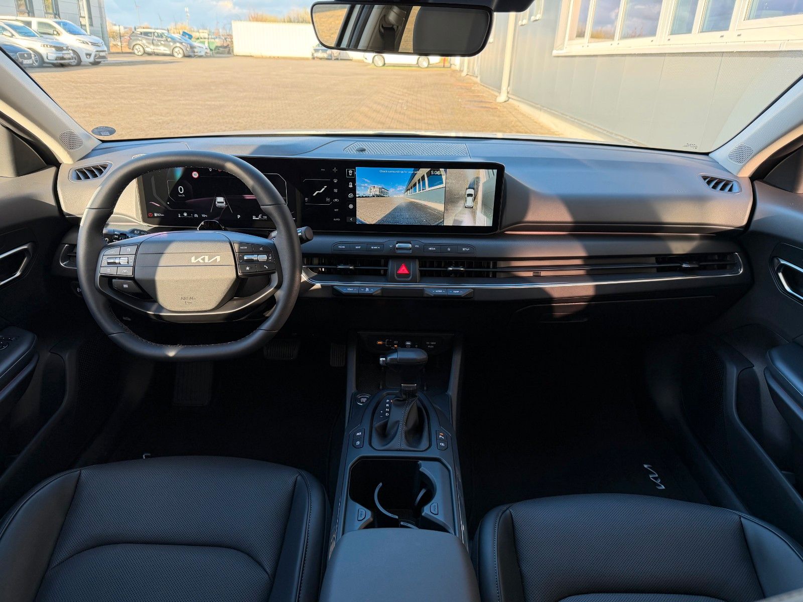 Fahrzeugabbildung Kia K4 1,6 T-GDI DCT Spirit Drive Wise Sound