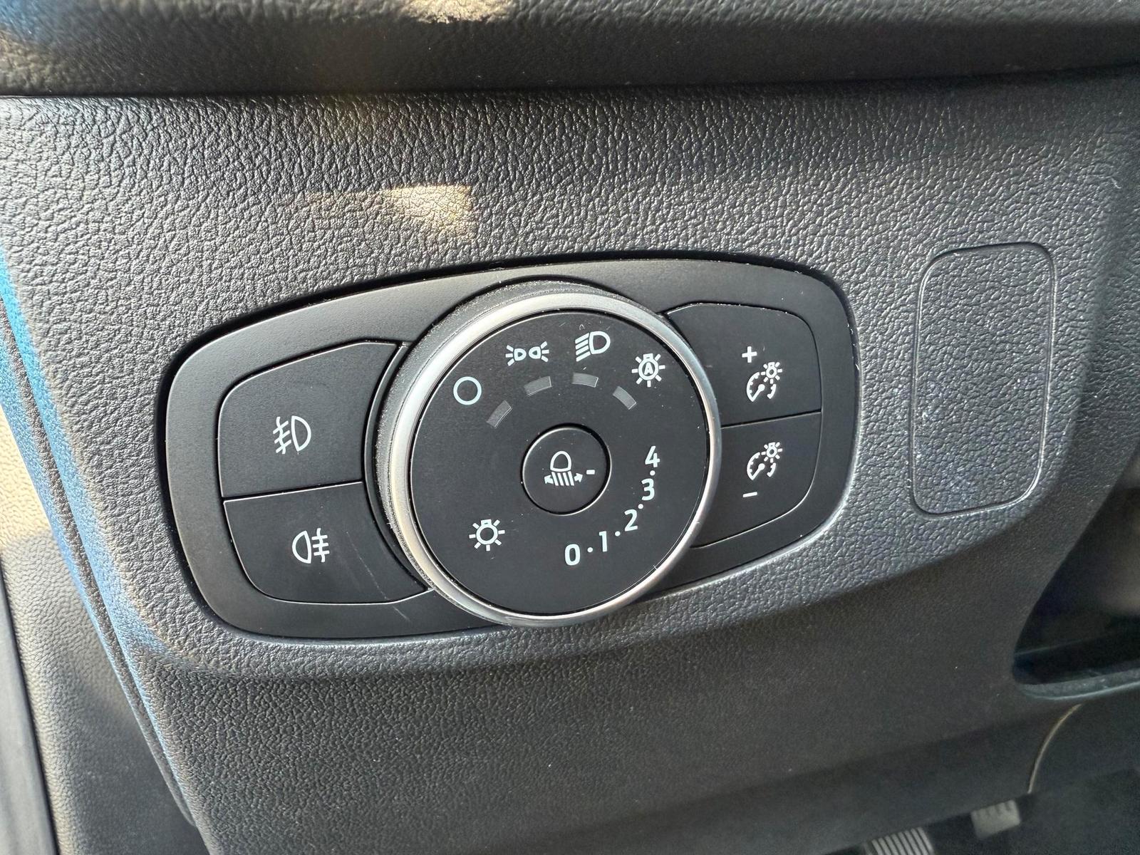 Ford Focus 1.0 Hybrid ST-Line X *LED, Kamera, Navi, миниатюра 6