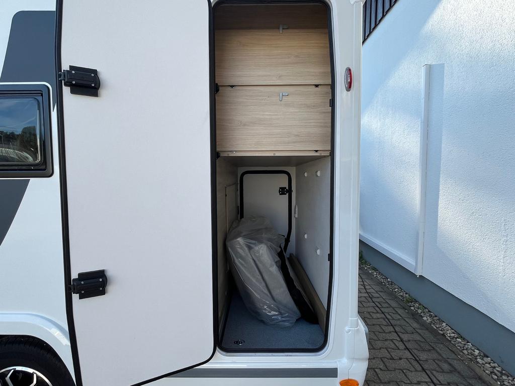 Challenger 260 Ultimate Edition Solar Markise Arctic – Foto 4 von 16