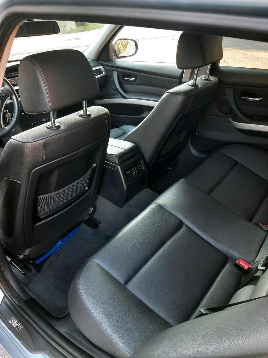 BMW 320 2009 — photo 12