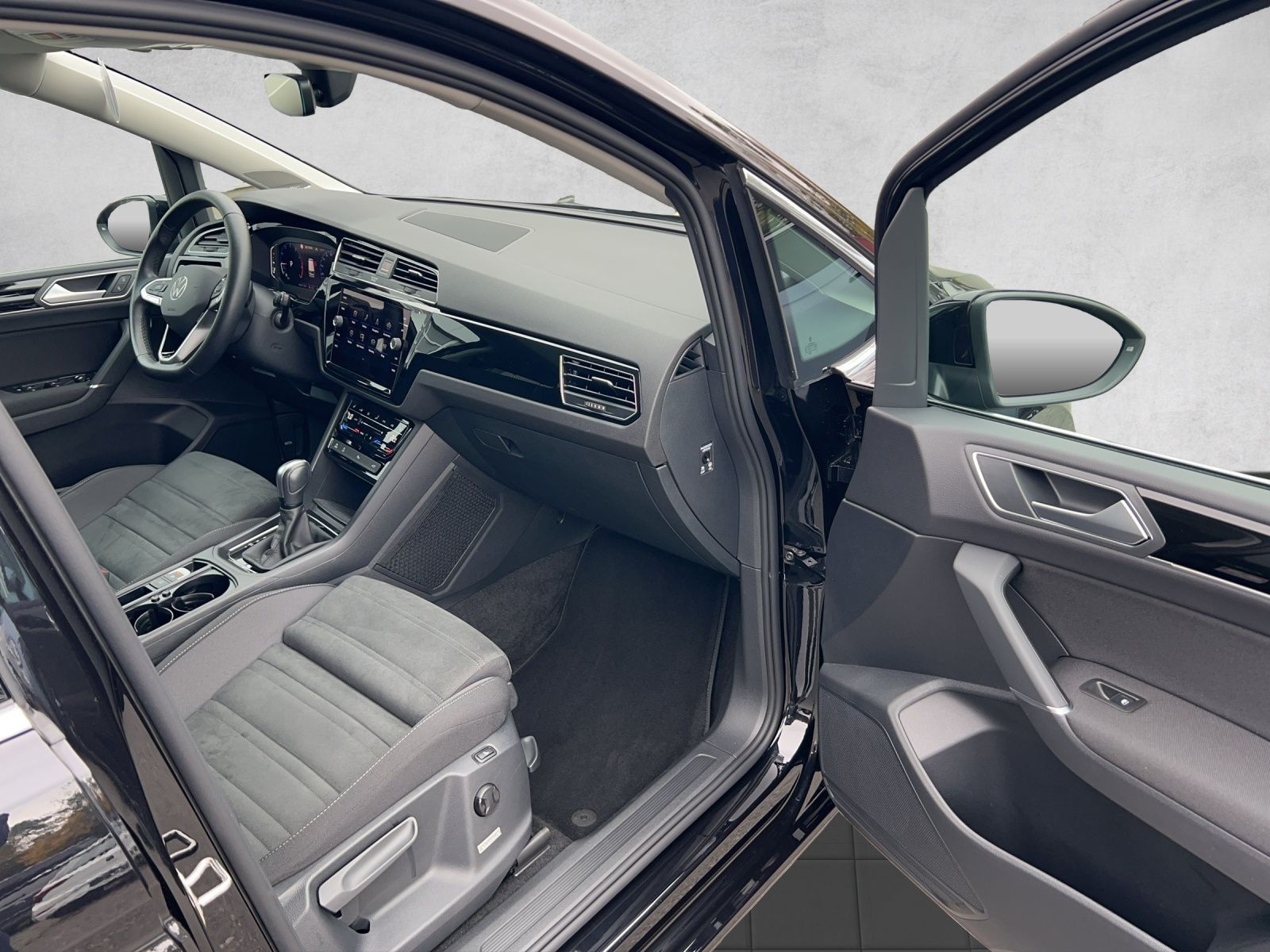 Touran Highline 1.5 TSI DSG Pano*Standhzg*Keyles