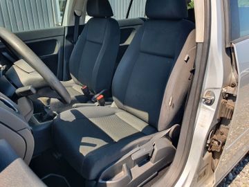 Volkswagen Golf - 8
