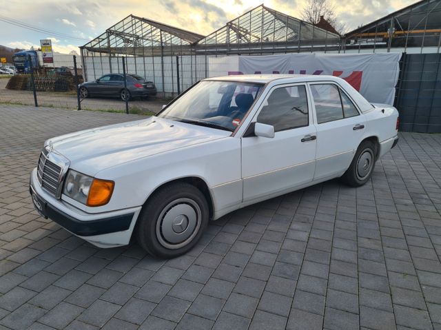 Mercedes-Benz 230 W124 230E *Automatik*H-Kennzeichen*OLDTIMER*