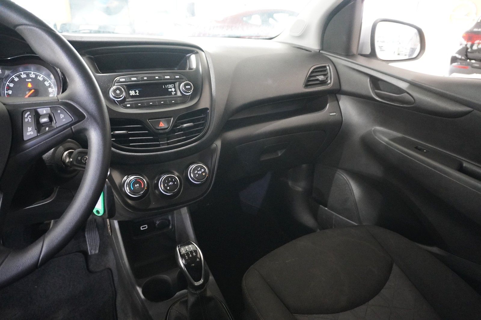 Fahrzeugabbildung Opel Karl 1.0 120 JAHRE KLIMA/USB/TEMP./RADIO/BT