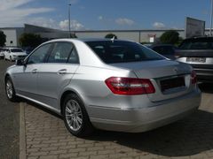 Fahrzeugabbildung Mercedes-Benz E 250 CDI ELEGANCE AT *XEN*KLIMA*GRA*SITZHZG*