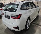 BMW 320 e Touring*PANO*ACC*KlIMA 3-ZONEN*LIVE COCKPI - BMW 320 mit Hybrid-Antrieb: Kombi
