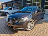 Mercedes-Benz E 300 E Limousine CGI BlueEfficiency 1.Hand - Mercedes-Benz mit Benzin-Antrieb: Vollleder, Limousine