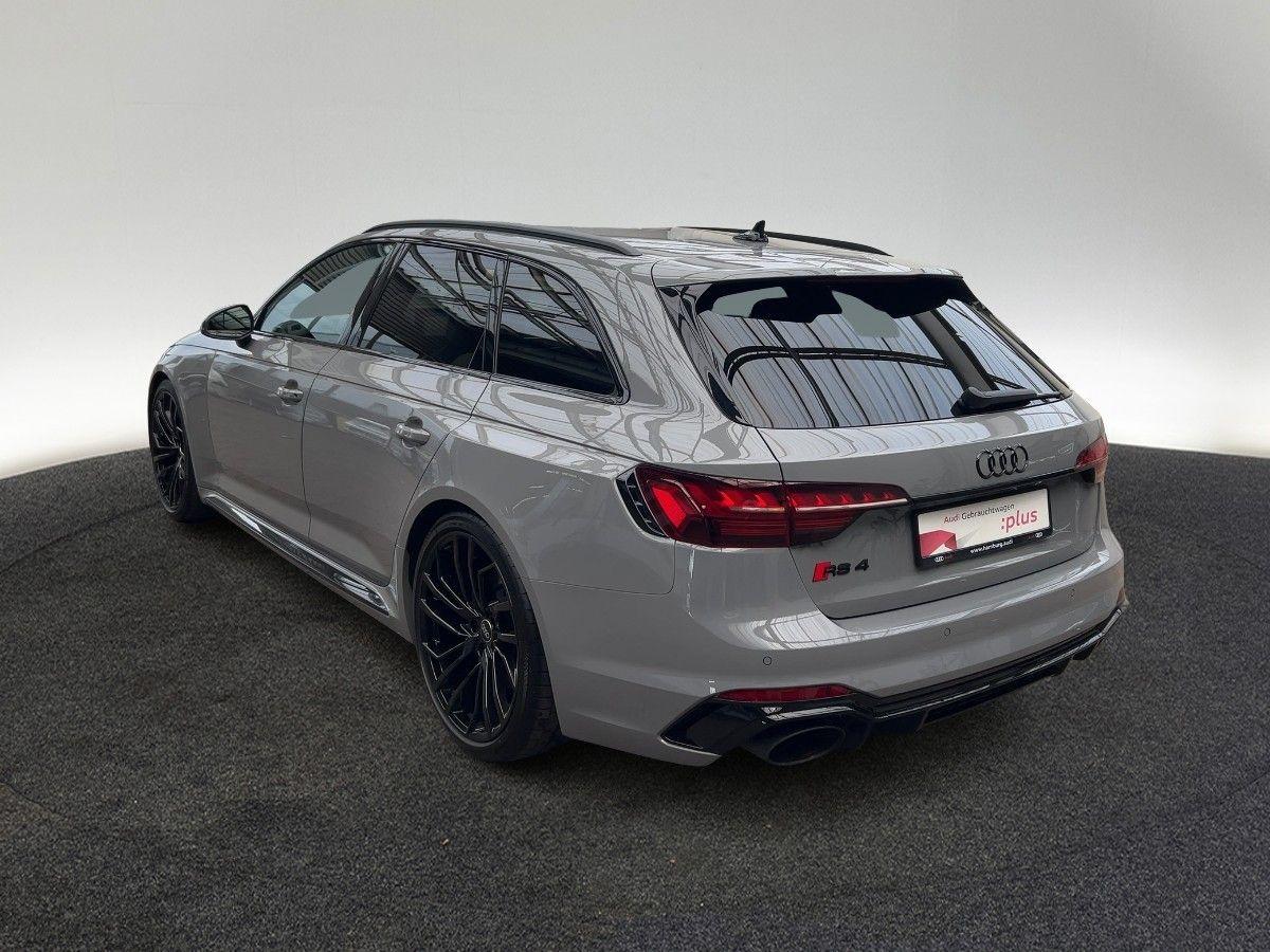 Audi RS4 Avant quattro tiptronic Matrix Virtual Sport