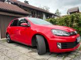Volkswagen Golf 2.0 TSI DSG GTI GTI - Volkswagen Golf aus 2010: GTI