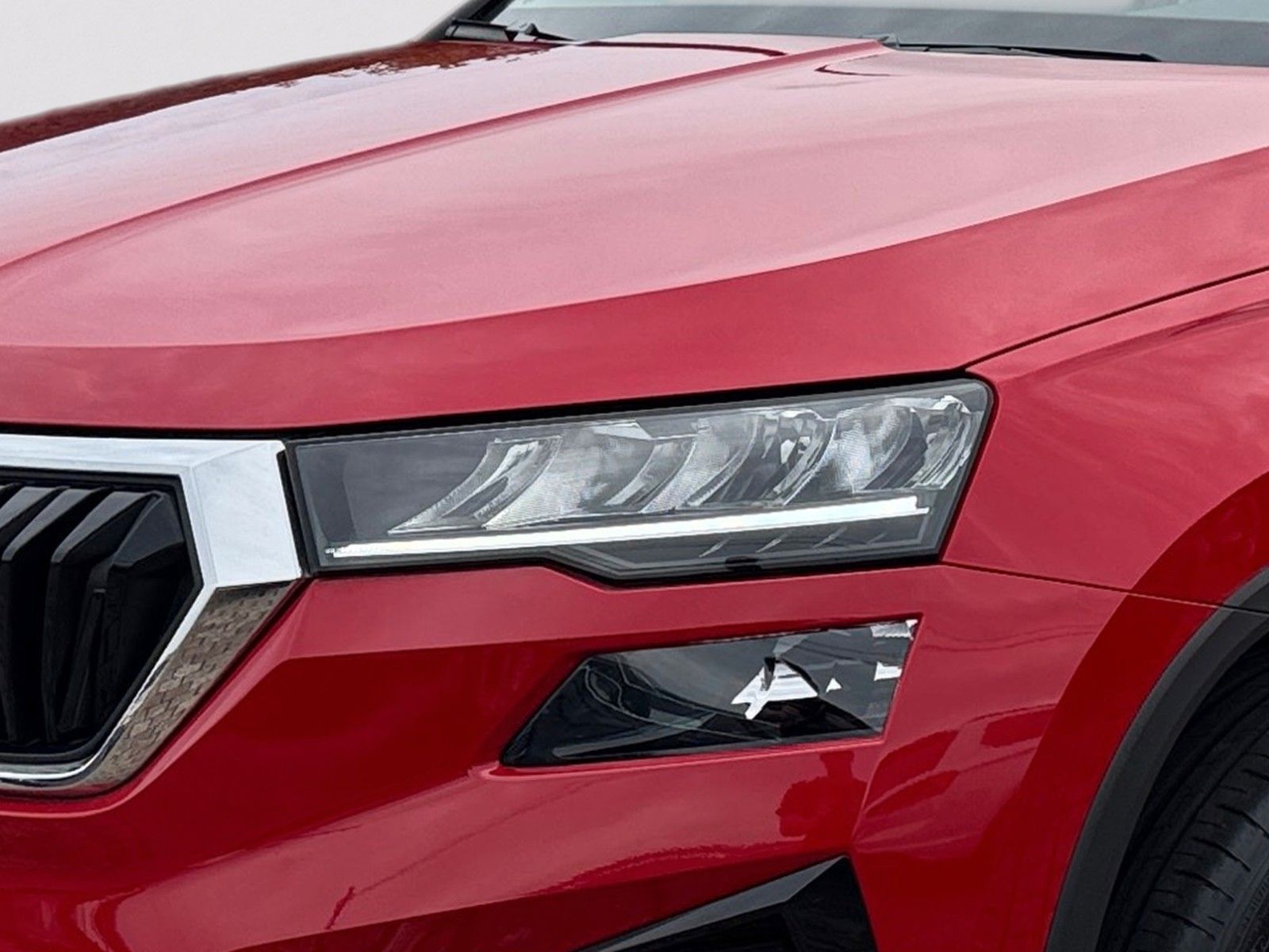 Fahrzeugabbildung SKODA Karoq Ambition 1.0 TSI