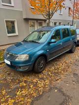 Dacia Logan 1,6 16 V Laureate - Dacia Logan in Hamburg