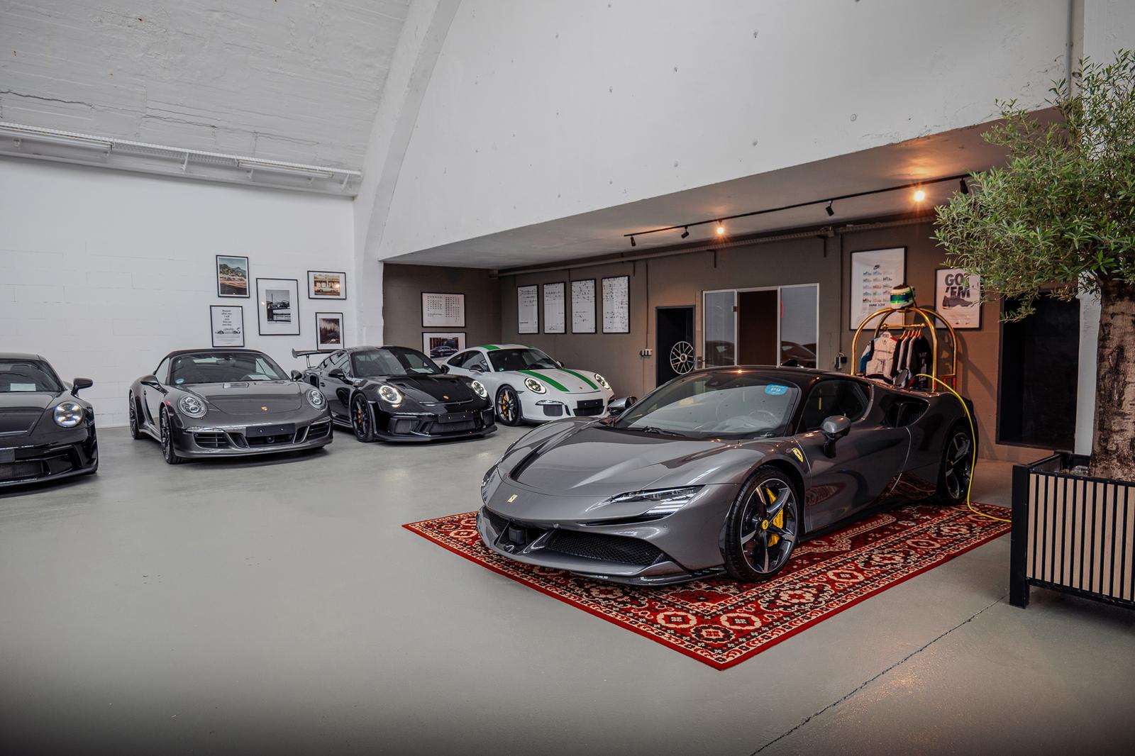 showroom-image-bottom