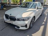 BMW 320i Sport Line Automatik Sport Line