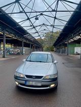 Opel Vectra 1,6 cd - Opel Vectra CD mit Benzin-Antrieb