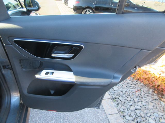 Fahrzeugbild 14